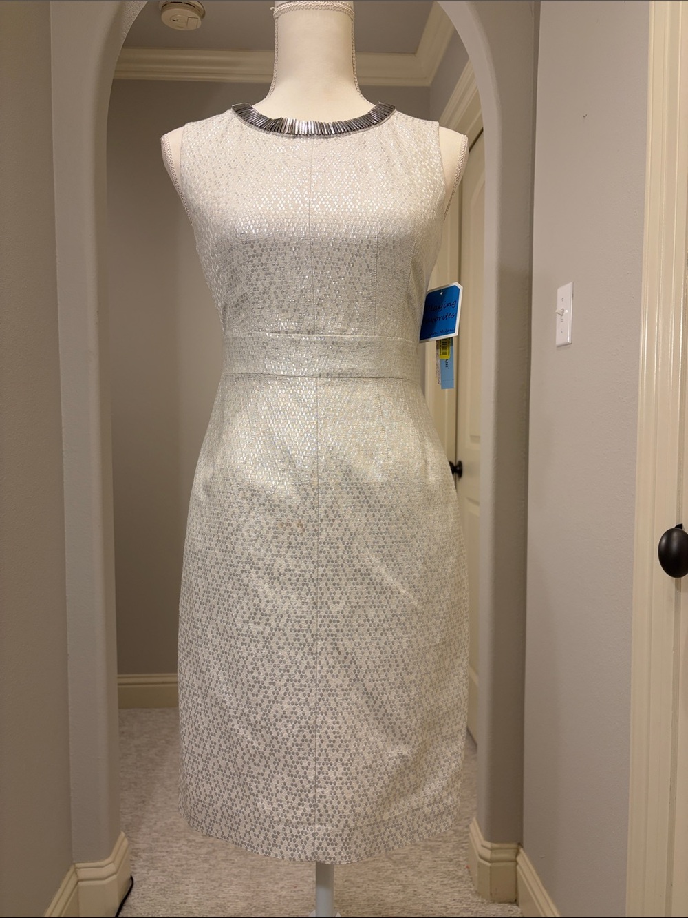 NWT ANTONIO MELANI Ivory Metallic Sheath Dress with Beaded Collar